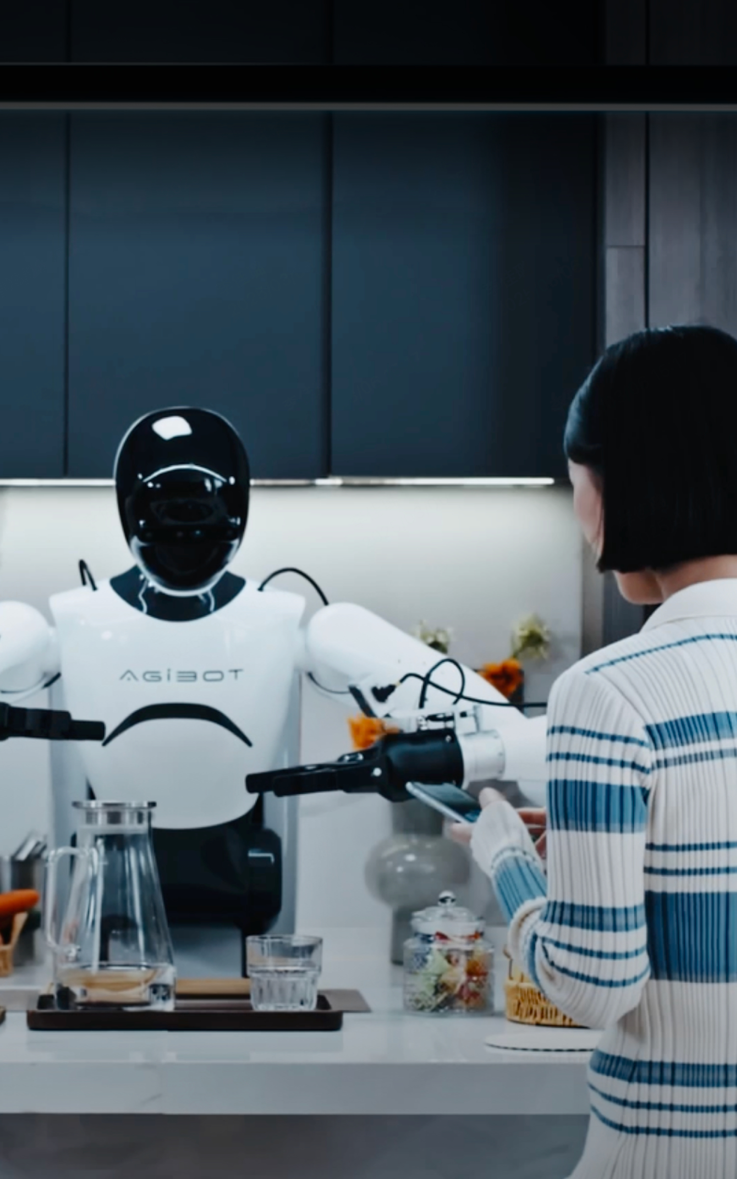 行业首款！NG28发布具身智能一站式开发平台Genie Studio